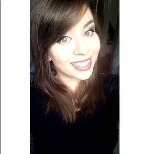 Meet your Posher, Polly